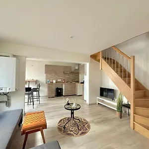Hébergement de vacances Maison Familiale Avec Exterieur, Clermont-Ferrand